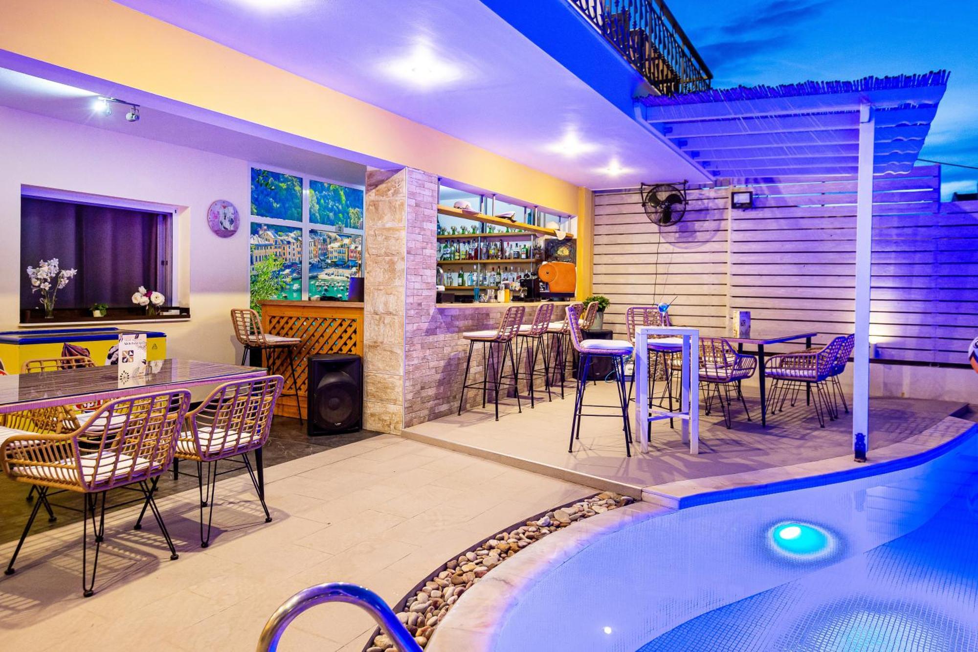 Aldebaran Homes Aparthotel